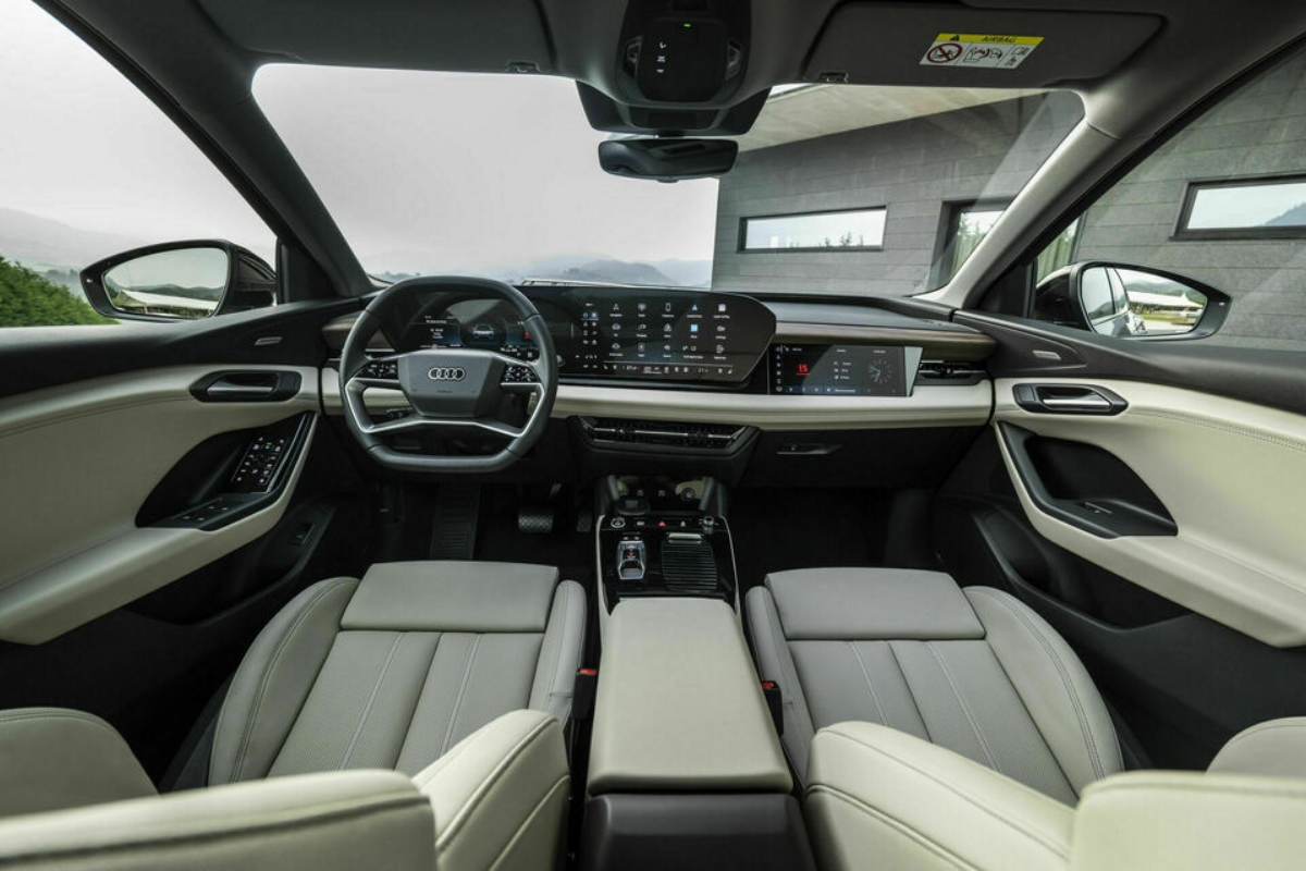 Audi Q6 e-tron vue intérieure