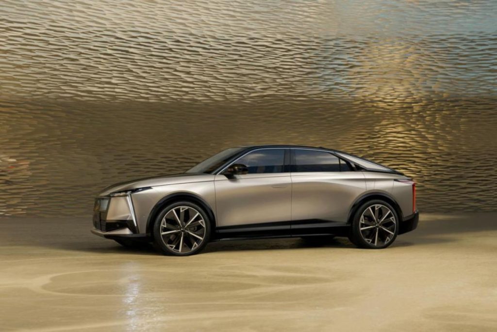 DS8 design extérieur vue de profil