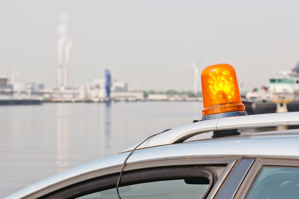 Gyrophare-V-16-une-nouvelle-ere-pour-la-securite-routiere