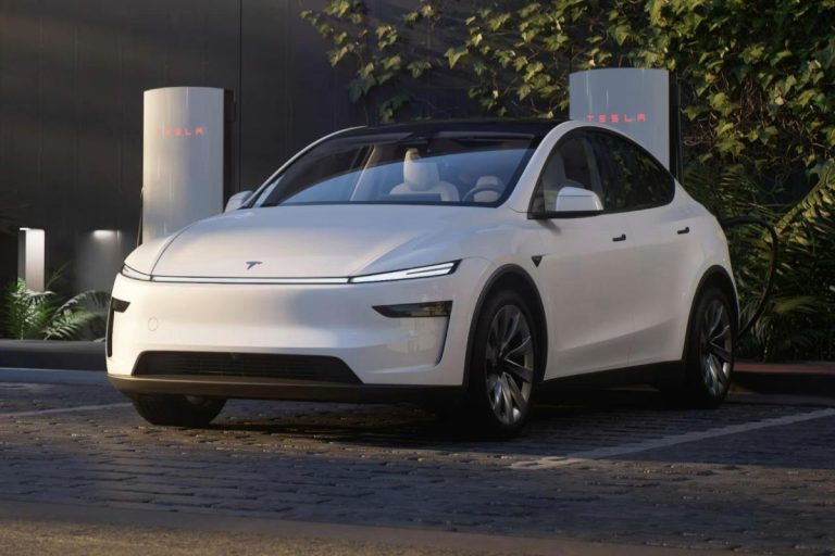 « C’est fini ! » , À peine au pouvoir, Donald Trump s’en prend déjà aux véhicules électriques