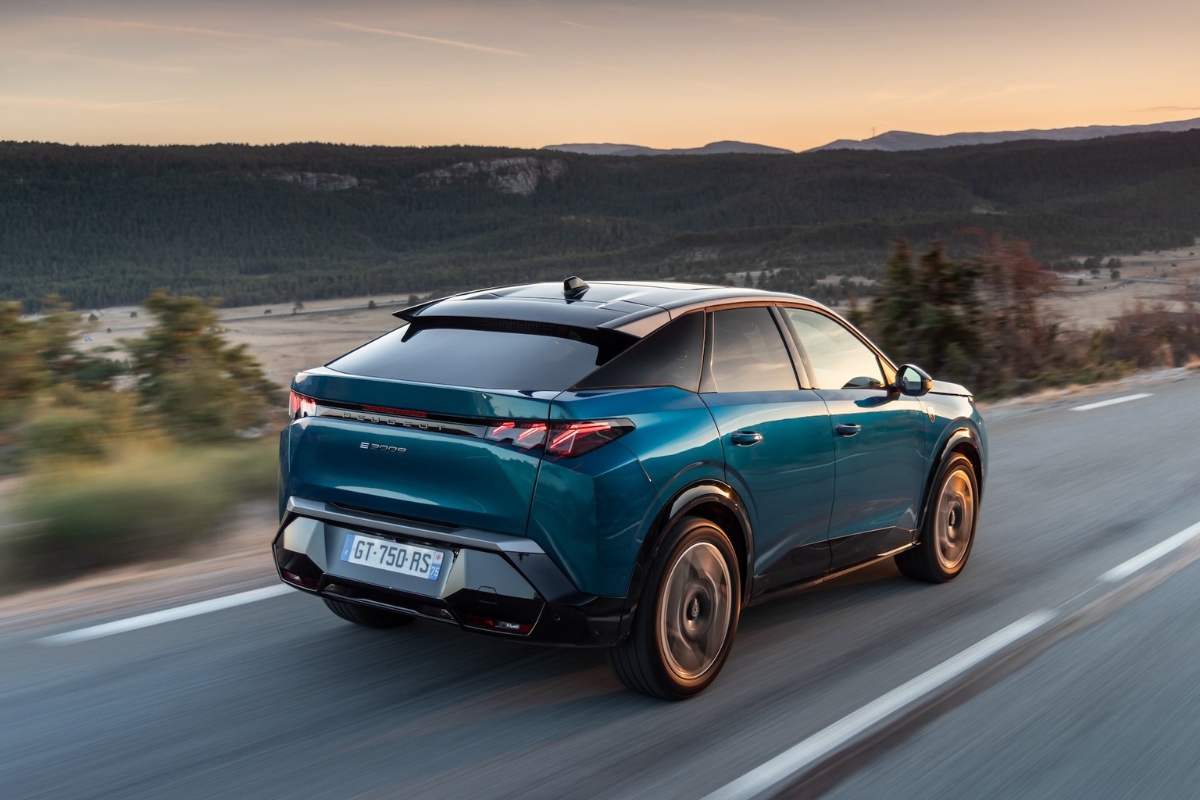 Voiture electrique familial