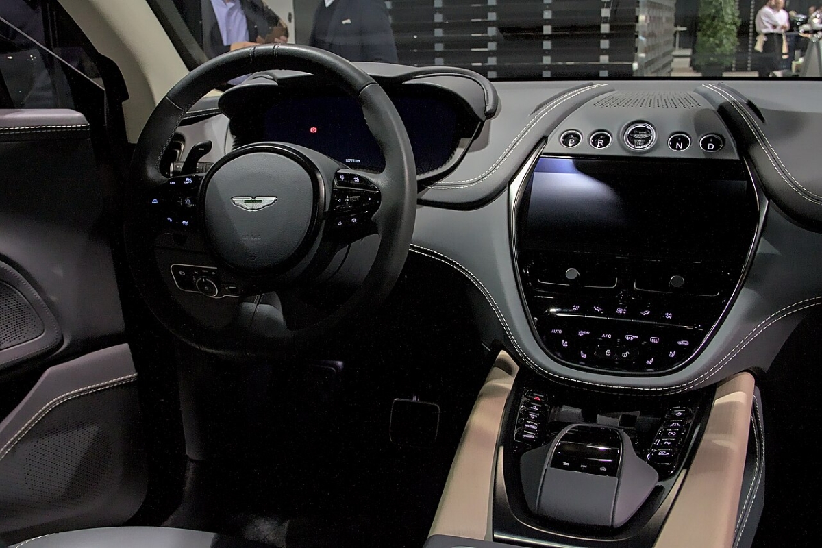 Aston Martin DBX Concept intérieur