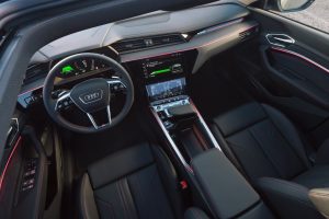 Audi Q8 e-tron design intérieur volant