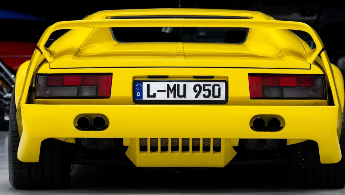1991 De Tomaso Pantera - Vue de dos