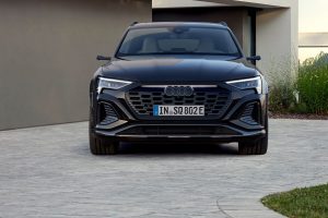 Audi SQ8 e-tron design extérieur vu de face