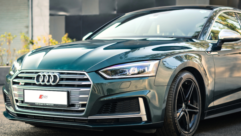 Audi abandonne l’A1 et le Q2 : voici le crossover électrique qui les remplace en 2026