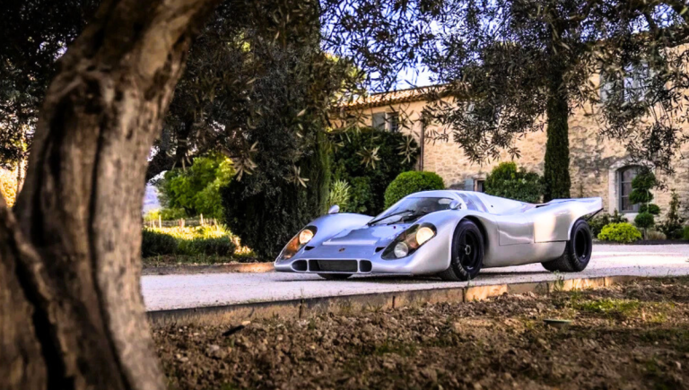 Porsche prépare une hypercar 963 pour la route : ce qu’on sait déjà