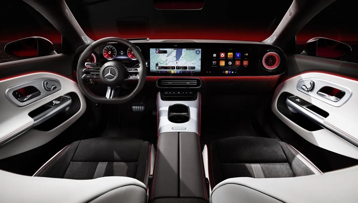 CLA électrique 2025 design intéreur