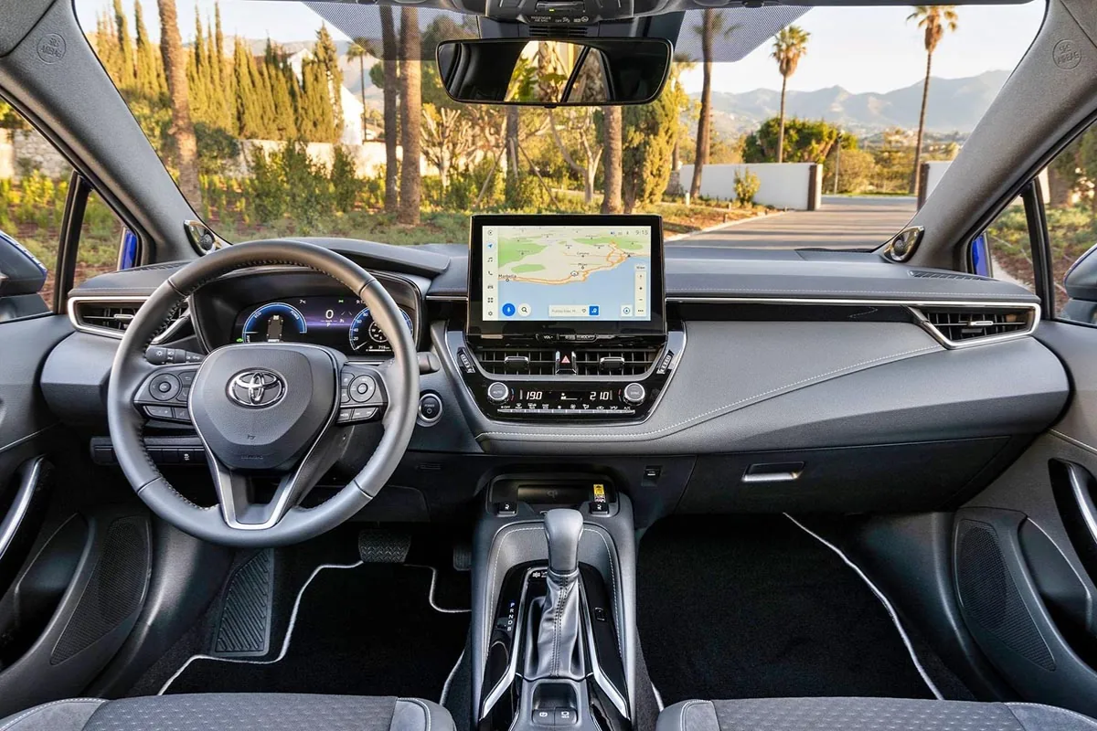 Toyota Corolla Touring Sports Active Plus design intérieur