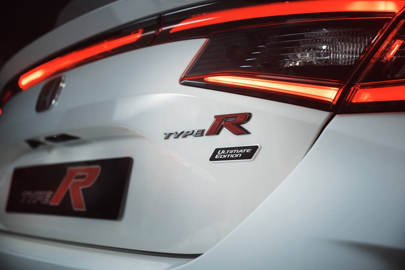 @Honda : Civic Type R Ultimate Edition vue derrière