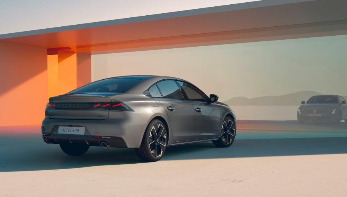 @Peugeot