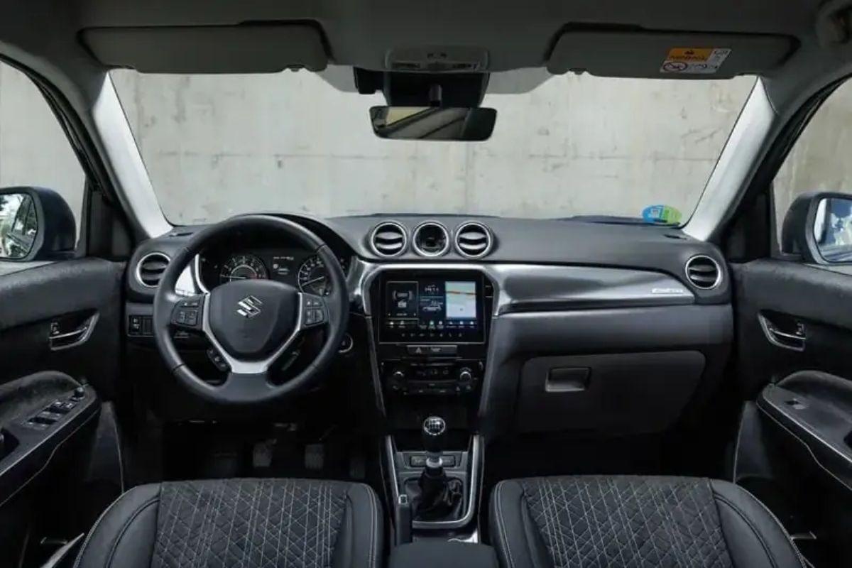 Suzuki Vitara 2025 design intérieur