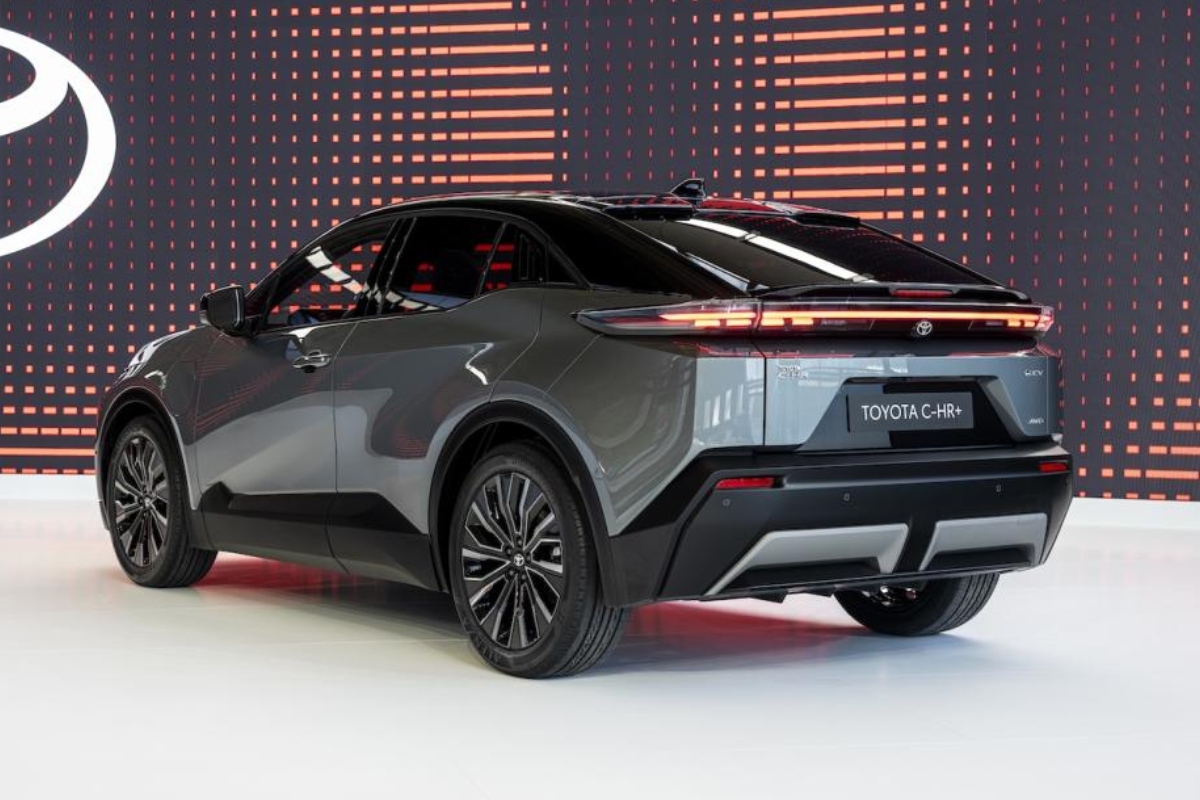 Toyota C-HR+