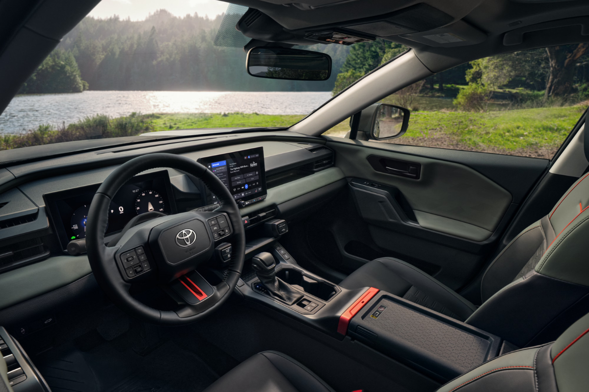 Toyota RAV4 Woodland design intérieur
