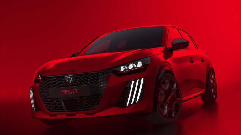 Peugeot 208, Clio, Sandero : la guerre des citadines redémarre fort en 2026