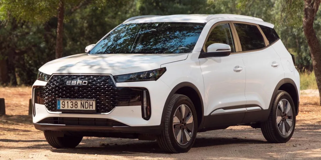 Ce SUV hybride à 27 490 € écrase Yaris Cross et Captur : 211 ch, double écran et garantie 7 ans