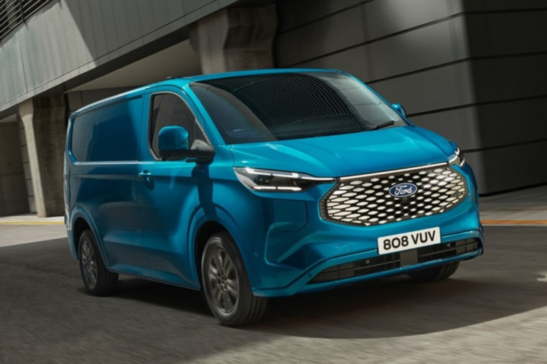 Rappel Ford E-Transit : plus de 5 300 utilitaires électriques concernés par un défaut de batterie 12V