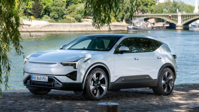 Voici la Polestar 3 : design radical, autonomie XXL et ambitions mondiales, le SUV qui ose défier Tesla et BMW