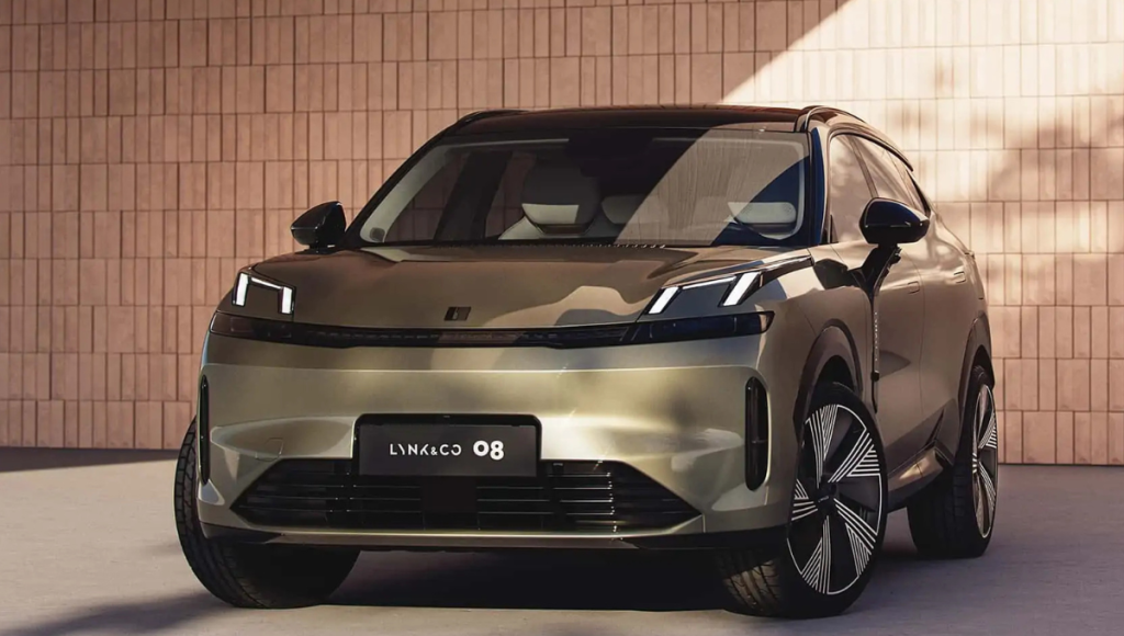 Lynk & Co 08