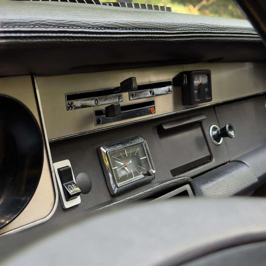PEUGEOT 304 S - Cabriolet - 1975 vue intérieur