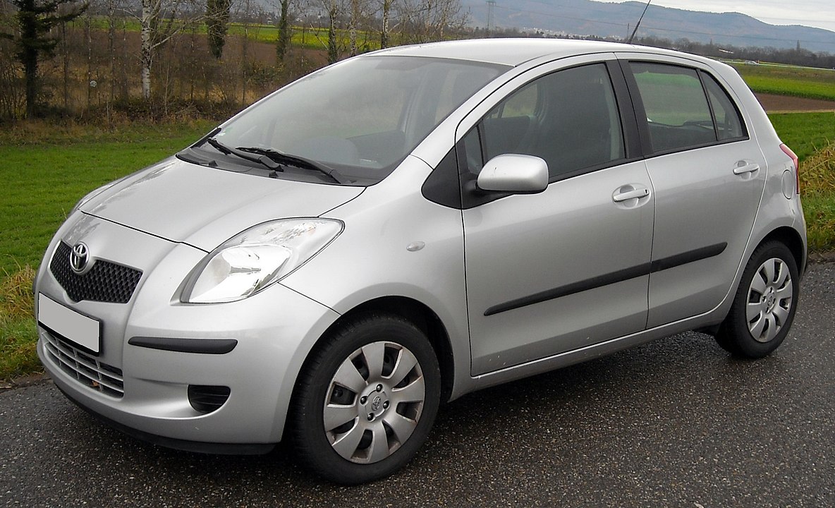 Toyota Yaris 2