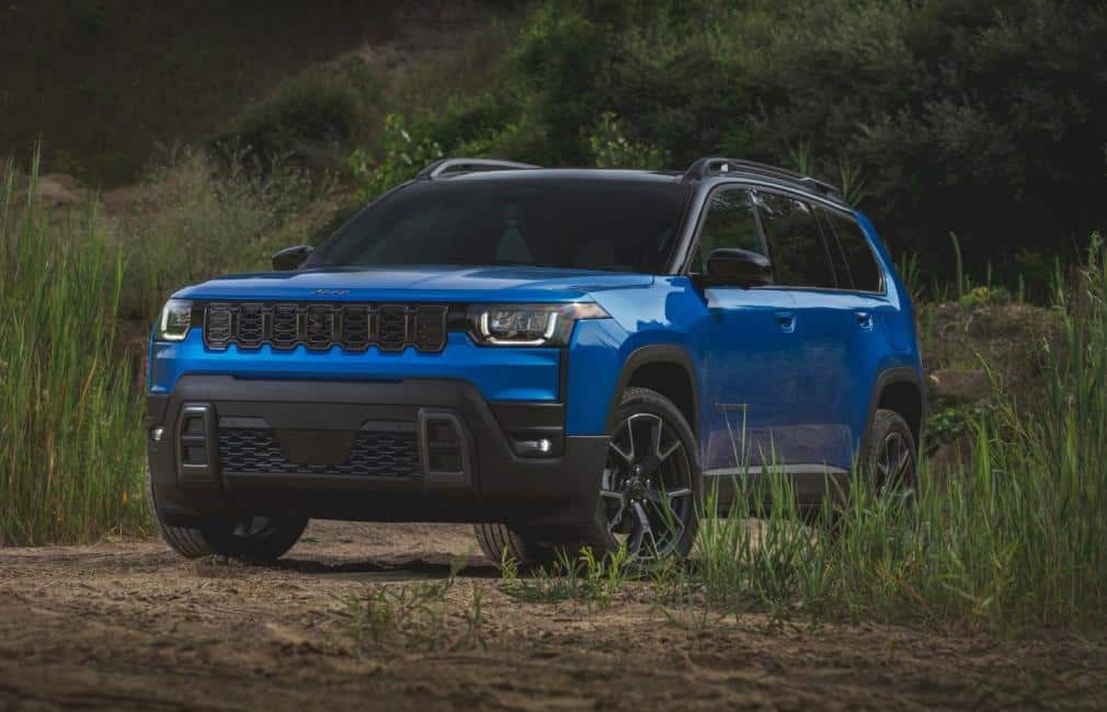 Nouveau Jeep Cherokeee avec le nouveau moteur hybride de chez stellantis