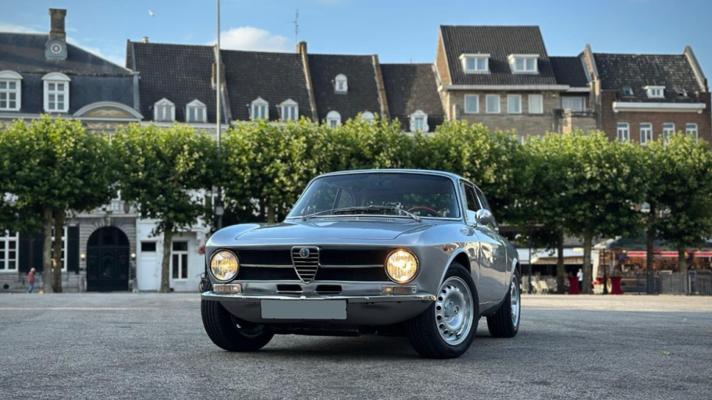 ALFA ROMEO Giulia GT 1600 Junior - 1972