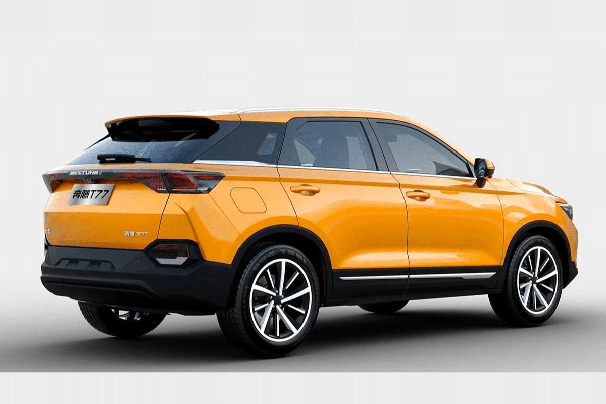 Bestune T77 vu de profil