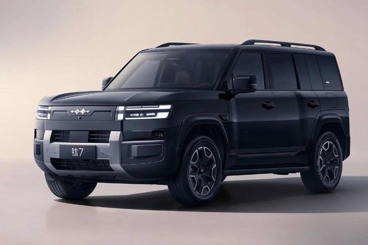 BYD Tai 7