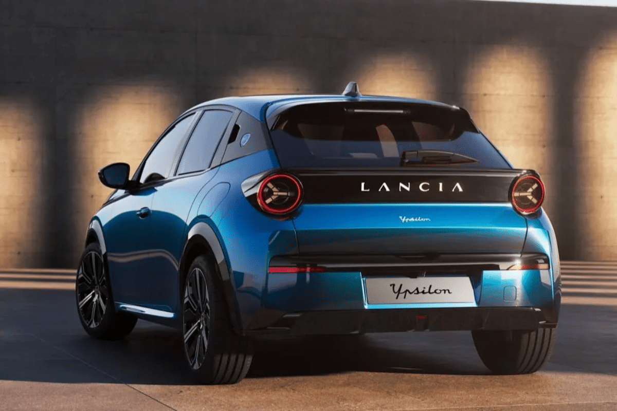 Lancia Ypsilon vu arrière