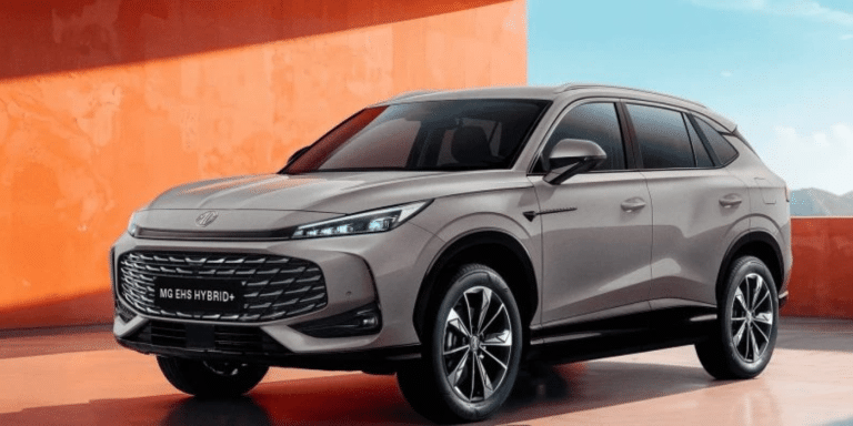 Pensée pour stopper l&rsquo;invasion des électriques chinoises, la taxe européenne dope l’hybride