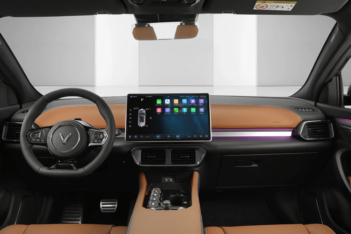 VF 8 design intérieur