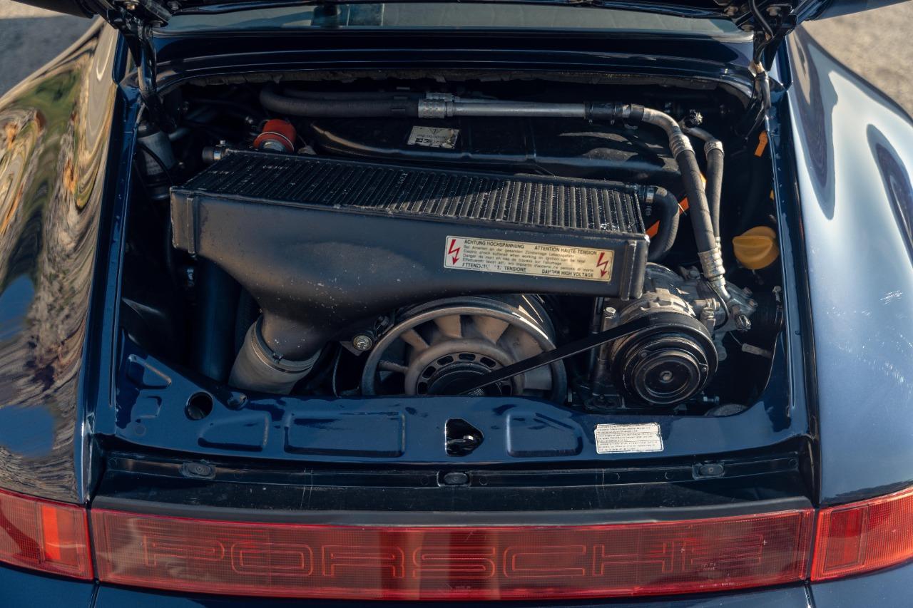 PORSCHE 911 964 Turbo 3.6 - 1993 vue du moteur