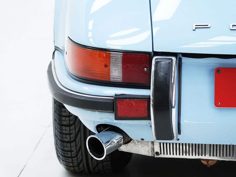 PORSCHE 911 2.4 T/E Ölklappe Coupé - 1972 pot d'échappement