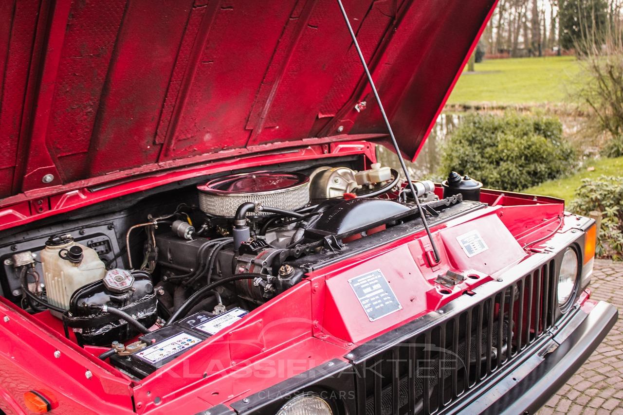 LAND ROVER Range Rover Classic - 1976 vue moteur