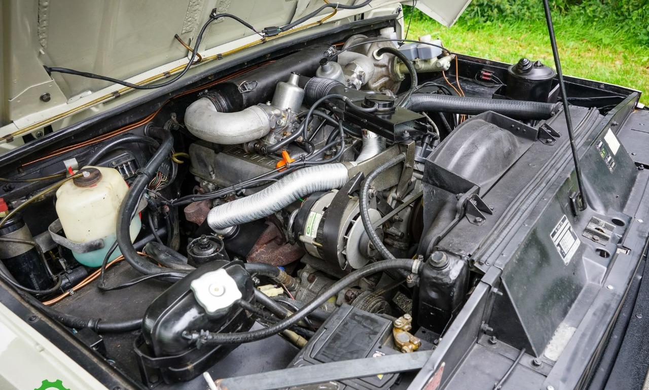 Range Rover V8 - 1981 vue moteur
