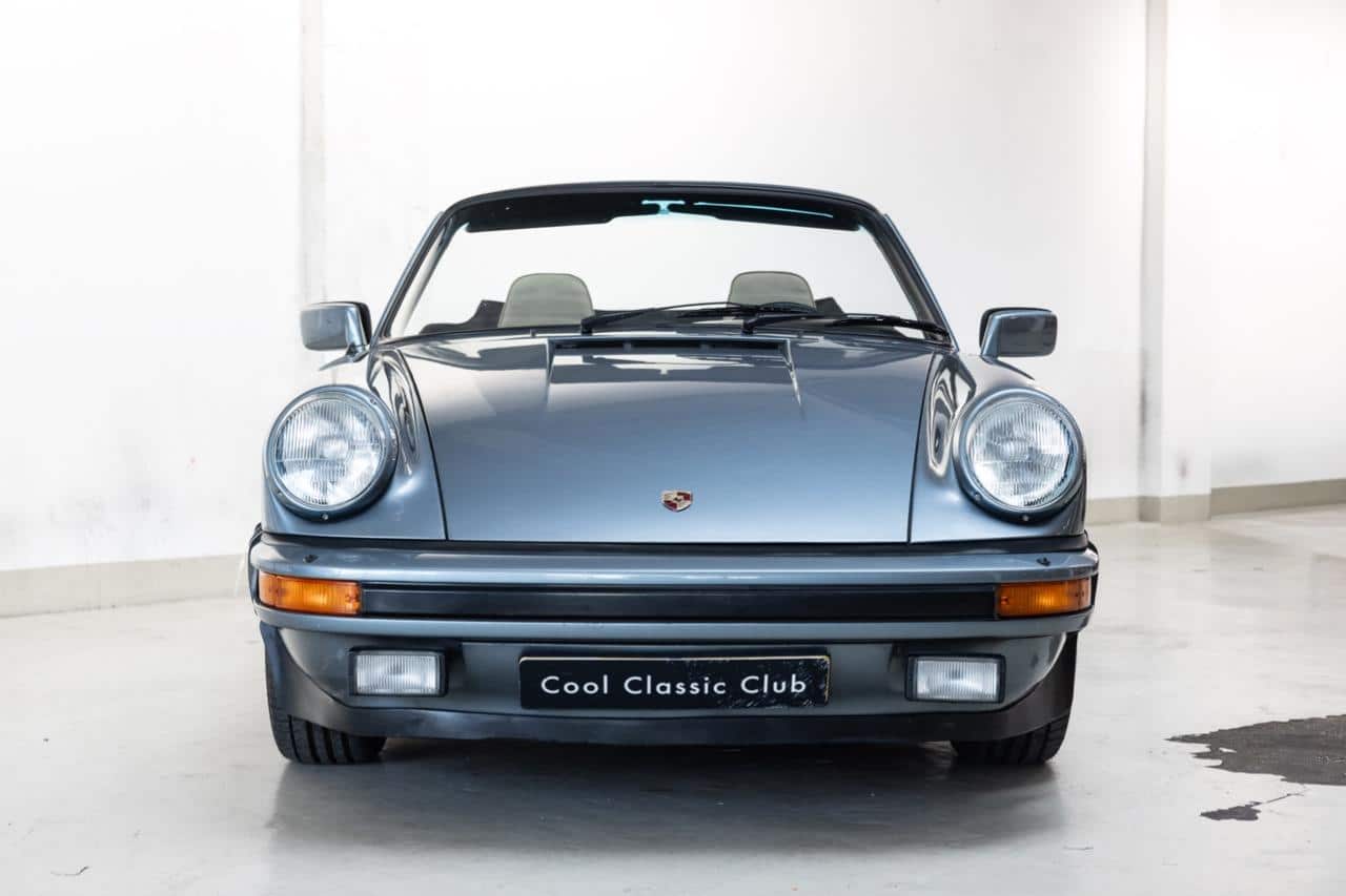 PORSCHE 911 SC 3.0 Cabriolet - 1983 vue de face