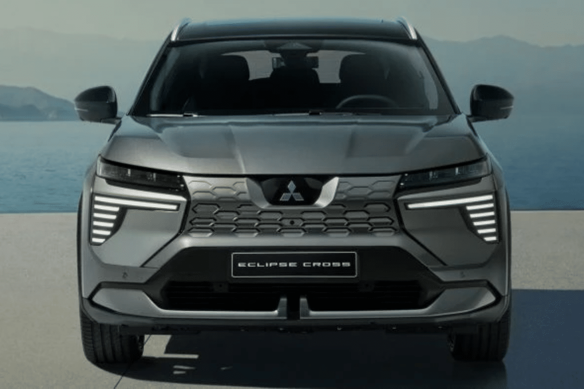 Eclipse Cross 100 % électrique vu de face