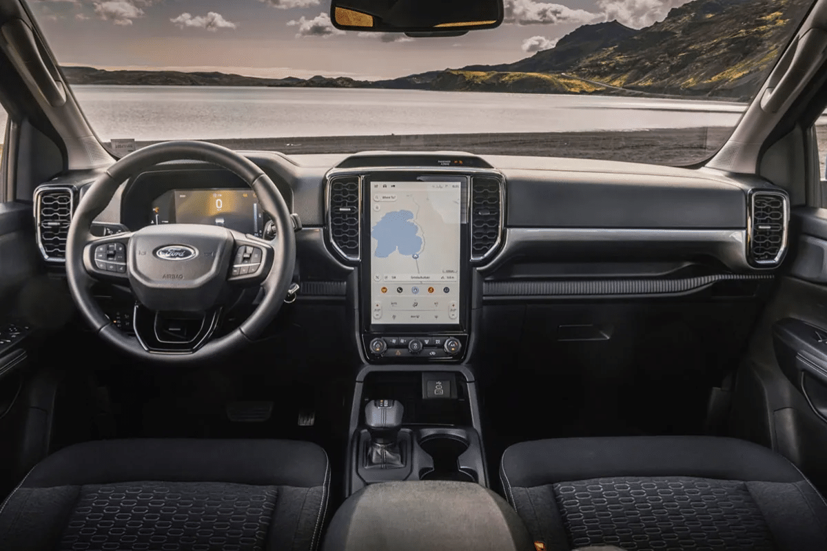 Ford Ranger PHEV design intérieur