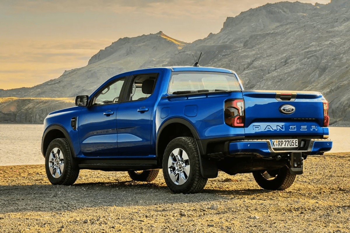 Ford Ranger PHEV vue arrière
