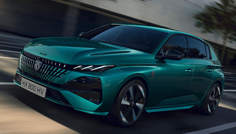 2 nouvelles teintes révélées pour la Peugeot 308 : look affûté, technologies modernes, 8 couleurs au total… de quoi bousculer l’Opel Astra 2025