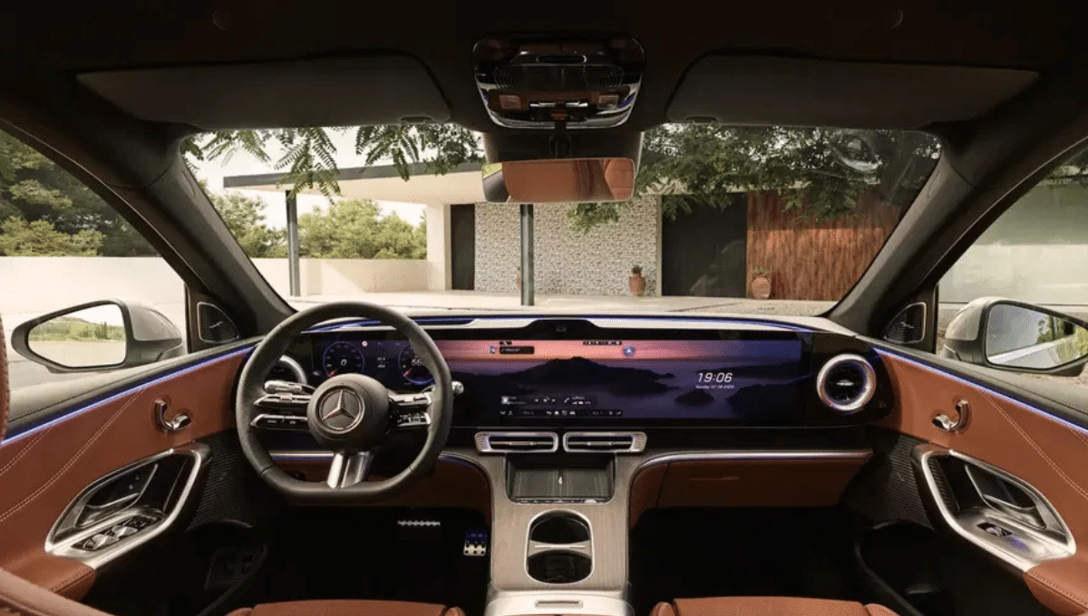 Mercedes - Mercedes Classe C - Tableau de bord