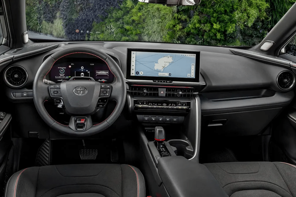 Toyota C-HR Plug-in Hybrid 220 design intérieur