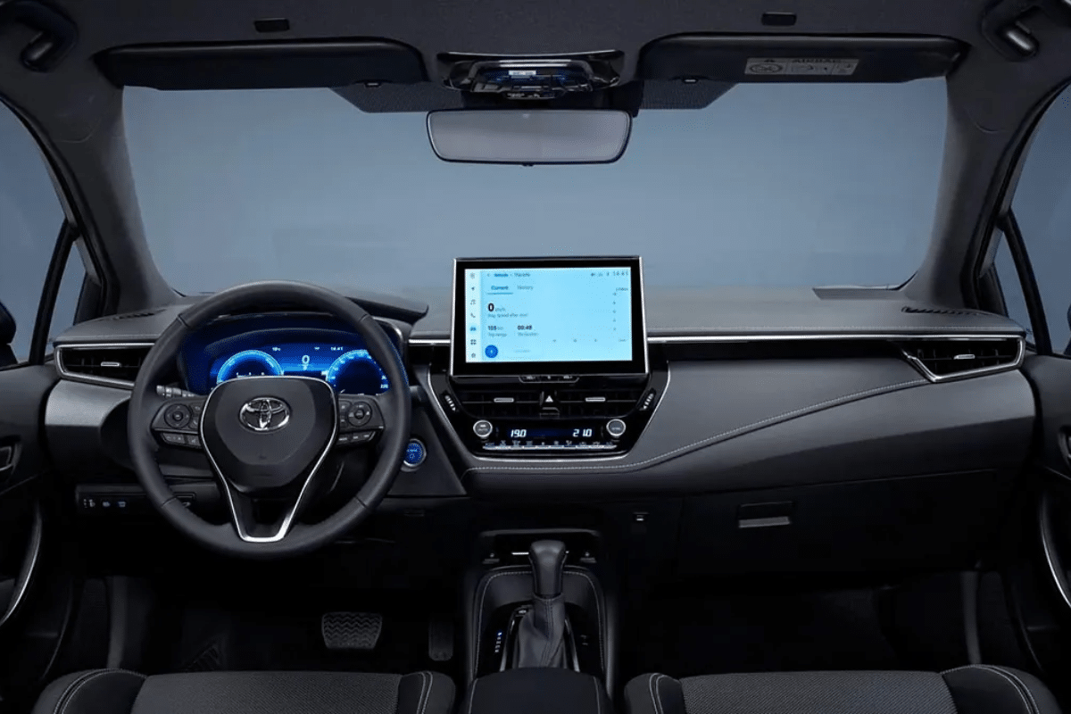 Toyota Corolla hybride design intérieur