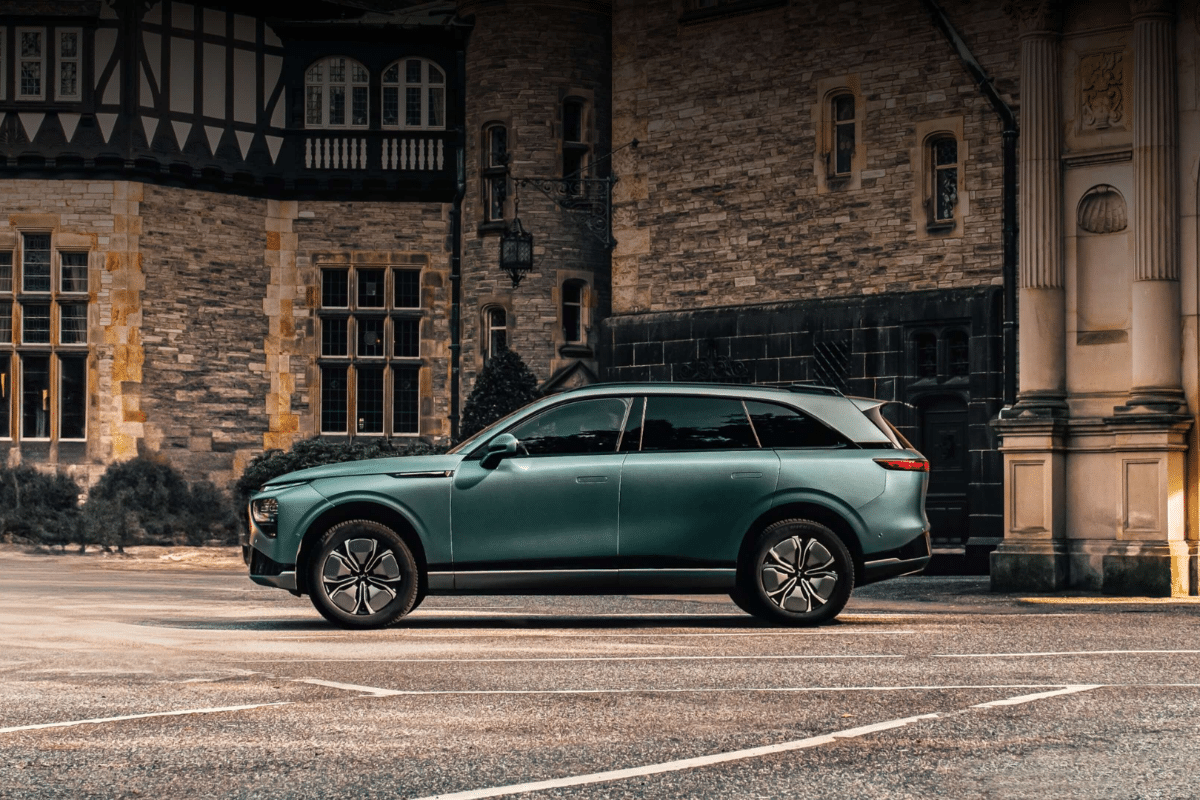 Xpeng G9 vu de profil