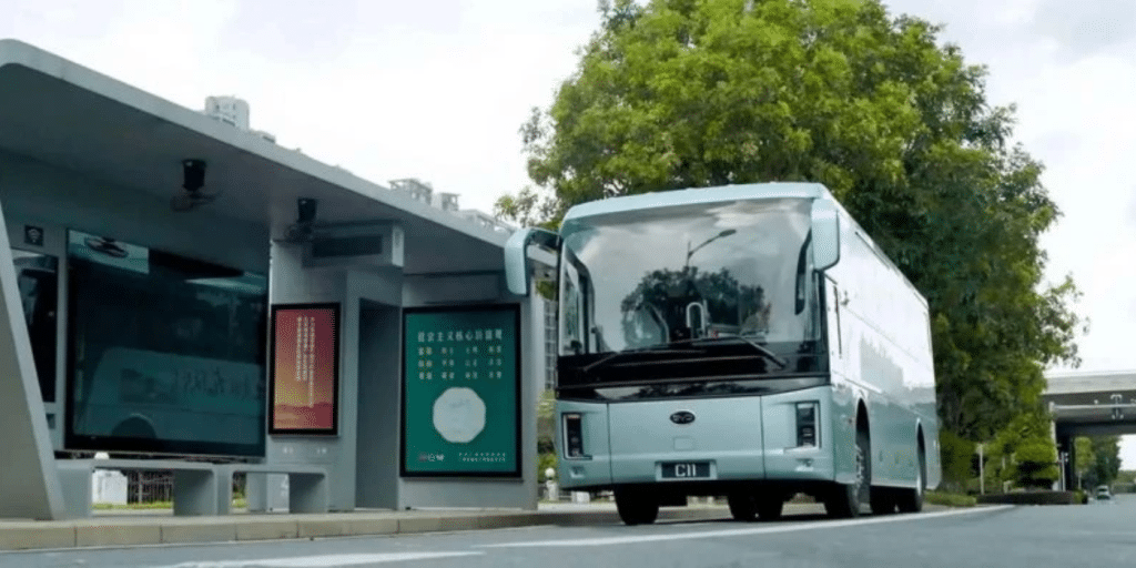 Le nouveau bus BYD arrive avec une autonomie de 730 km et met l’Europe sous pression