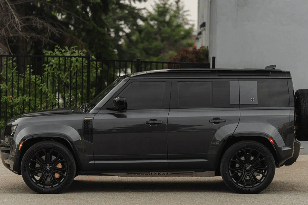 Defender Octa vu de profil