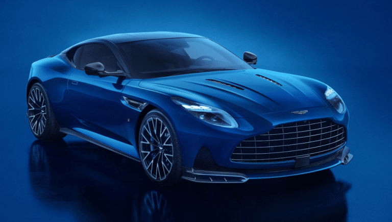 Aston Martin DB12 S (2026) : découvrez en images la GT la plus performante jamais produite par la marque