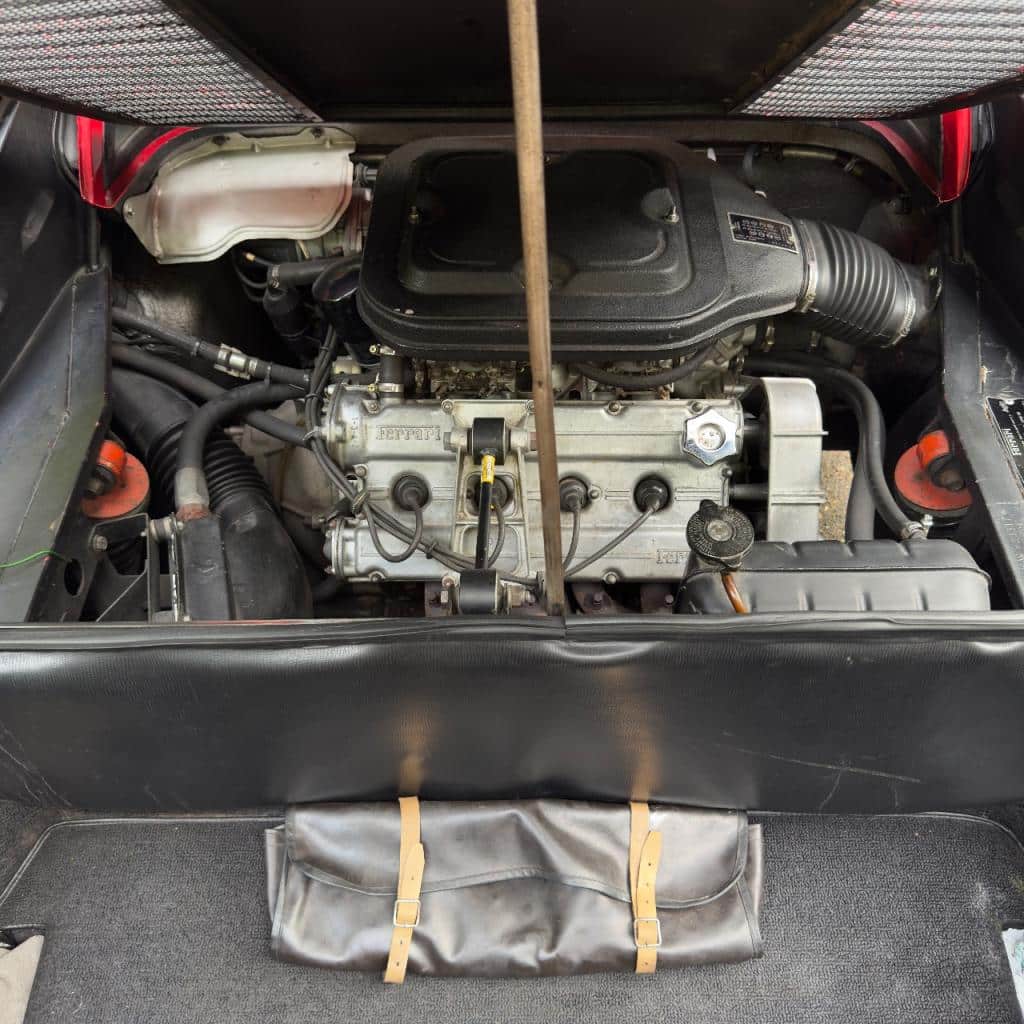 FERRARI 308 GTS - 1978 vue moteur