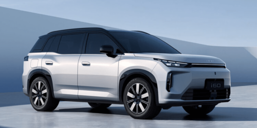 Plus de 1 200 km d'autonomie et des équipements premium pour moins de 14 000 € : ce nouveau SUV chinois séduit